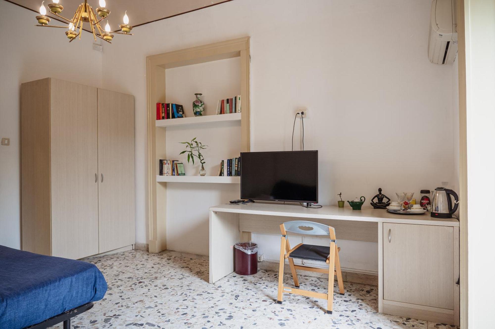 Bed And Books Bed & Breakfast Catania Exterior photo